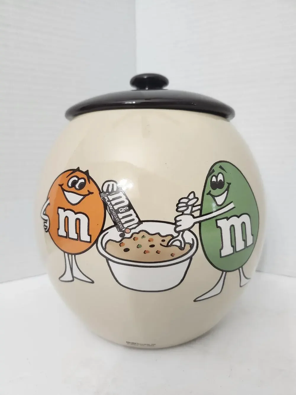 Vintage 1982 M&M Ceramic Cookie Jar Mars Inc Baking Graphics
